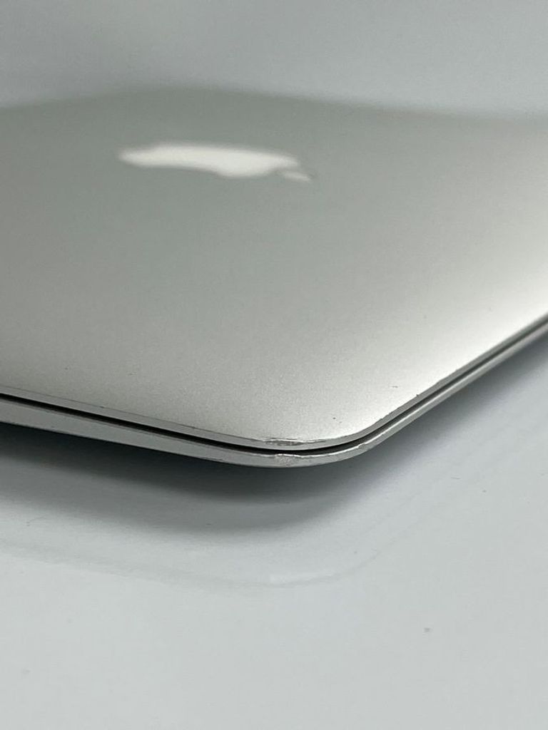 Apple macbook air a1465 екр 11.6"/ core i7 1,7ghz/ ram8gb/ ssd128gb/ intel hd graphics 5000 Код:01-200607369. Изображение 12
