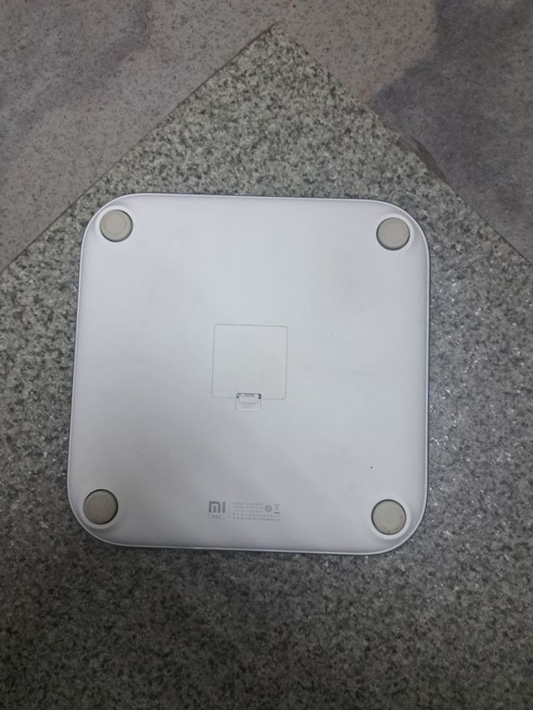 Дешиво Xiaomi xiaomi mi body composition scale 2 с ломбарда