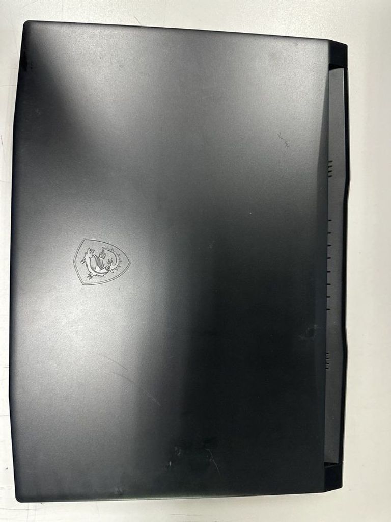 Дешиво Msi 15/core i5-11400h ddr4/16gb ddr4/hdd 500 gb/ssd *відсутній/geforce rtx3050 4gb с ломбарда