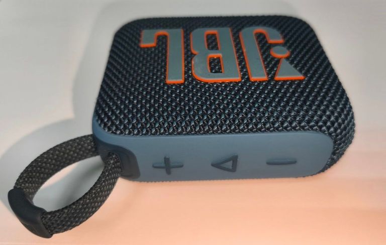 Дешево Jbl go 4 з ломбарду