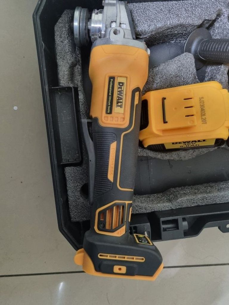 Dewalt Копія шліф.машина+дриль акум.+2акб+зп Код:01-200783354. Изображение 5