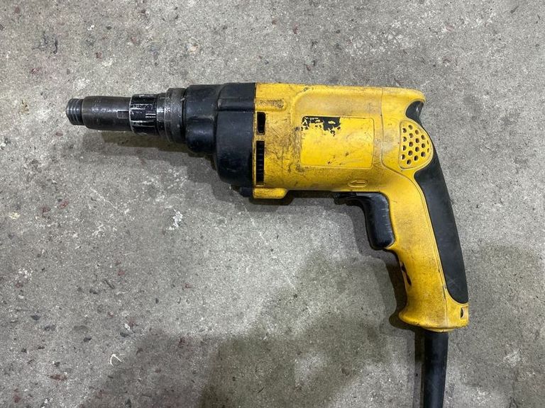 Купить Dewalt dw268qs Б/У