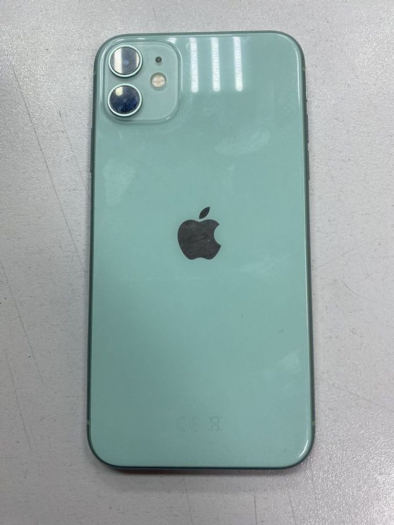 Купити Apple iPhone 11 64GB White (MWL82) Б/У