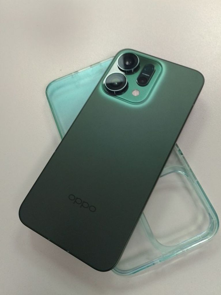 Купити Oppo reno14 5g 12/256gb Б/У