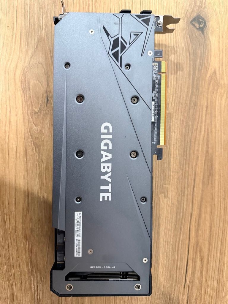 Купить Gigabyte Radeon RX 6700 XT GAMING OC 12G (GV-R67XTGAMING OC-12GD) Б/У