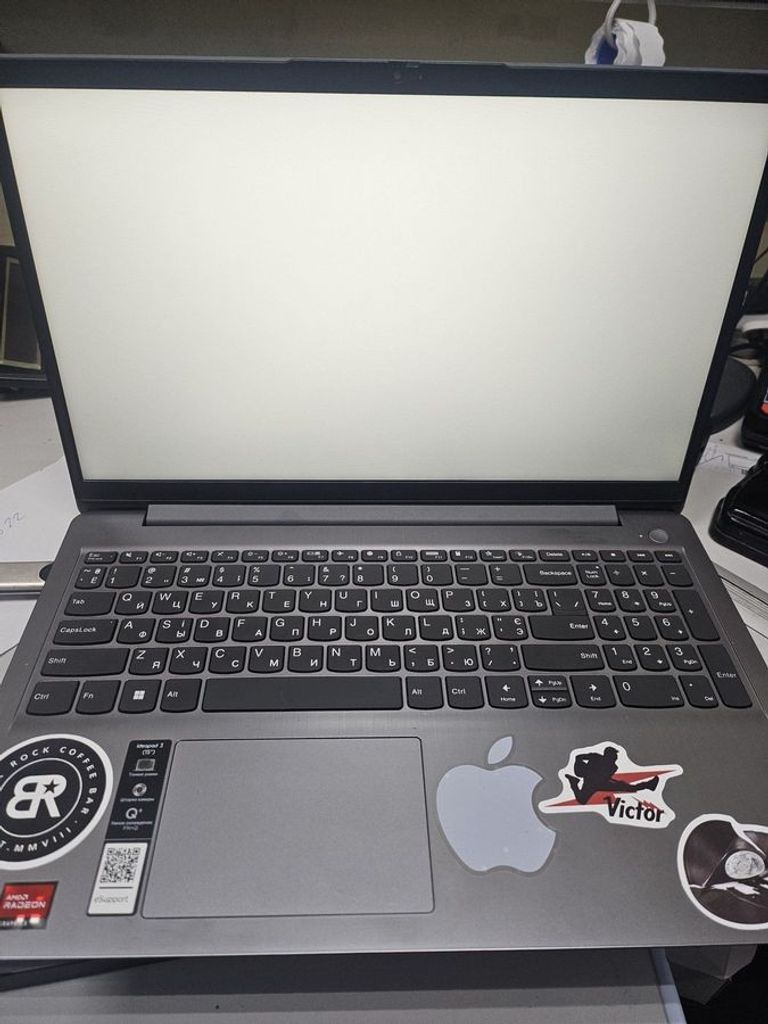 Купить Lenovo 15/ryzen 5 5500u ddr4/8gb ddr4/hdd *відсутній/ssd 1000 gb/*інтегрована Б/У