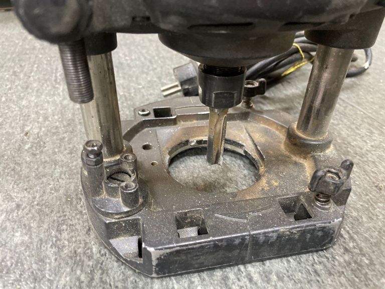 Розпродаж Dnipro-M er-212s, продавець Техноскарб