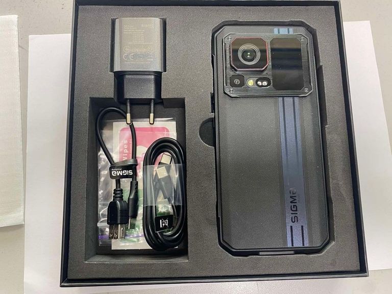 Дешево Sigma x-treme pq58 12/256gb з ломбарду