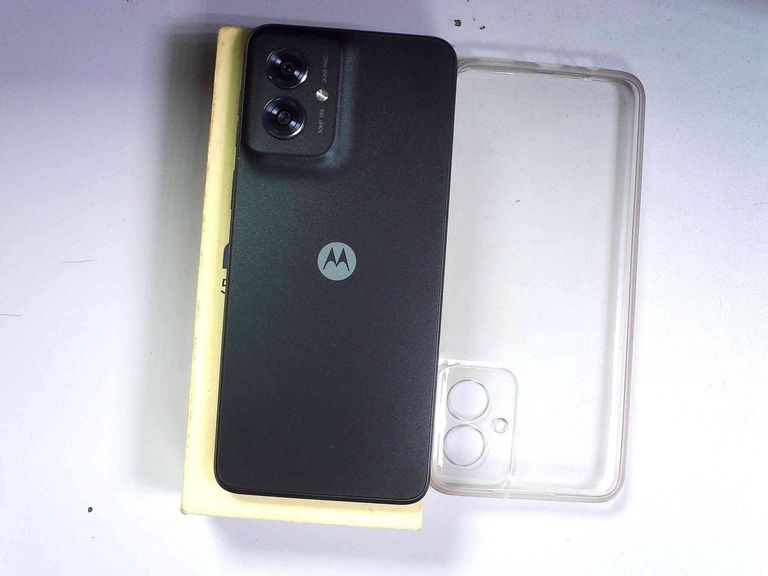 Оголошення Motorola moto g55 8/256gb Б/У