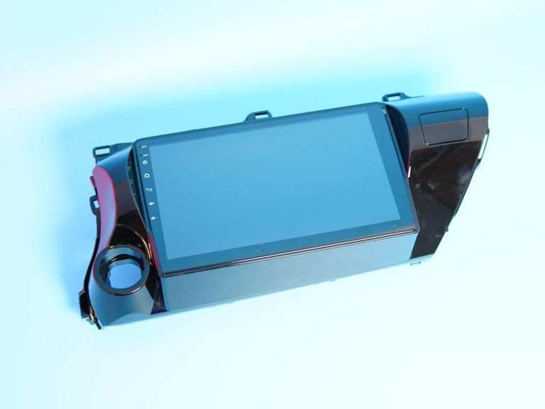 Объявление Toyota Hilux 2015-2020гг. 4/64Gb Б/У