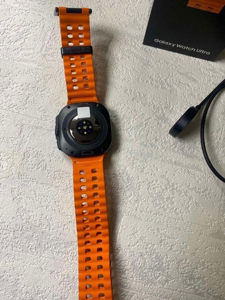 Дешиво Samsung galaxy watch ultra с ломбарда