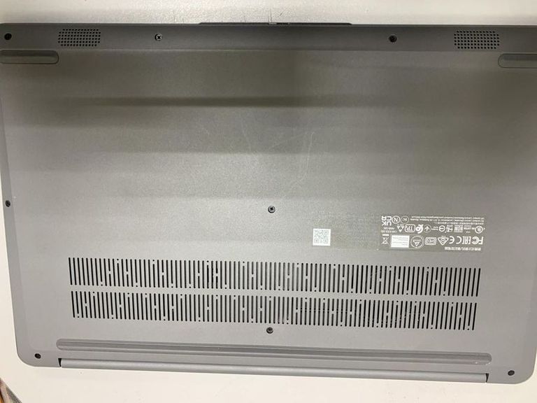 Дешиво Lenovo 15/ryzen 3 7320u ddr5/16gb ddr4/hdd *відсутній/ssd 500 gb/*інтегрована с ломбарда