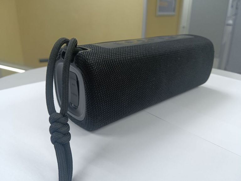 Дешево Xiaomi mi portable bluetooth speaker 16w з ломбарду