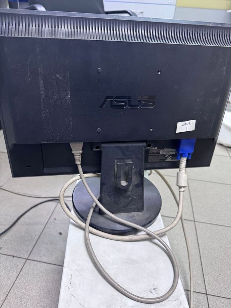 Объявление Asus vw 195 Б/У