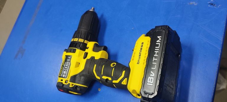 Stanley fmc608c2k 2акб. 18v 1.3ah li-ion fatmax Код:01-200856887. Зображення 6