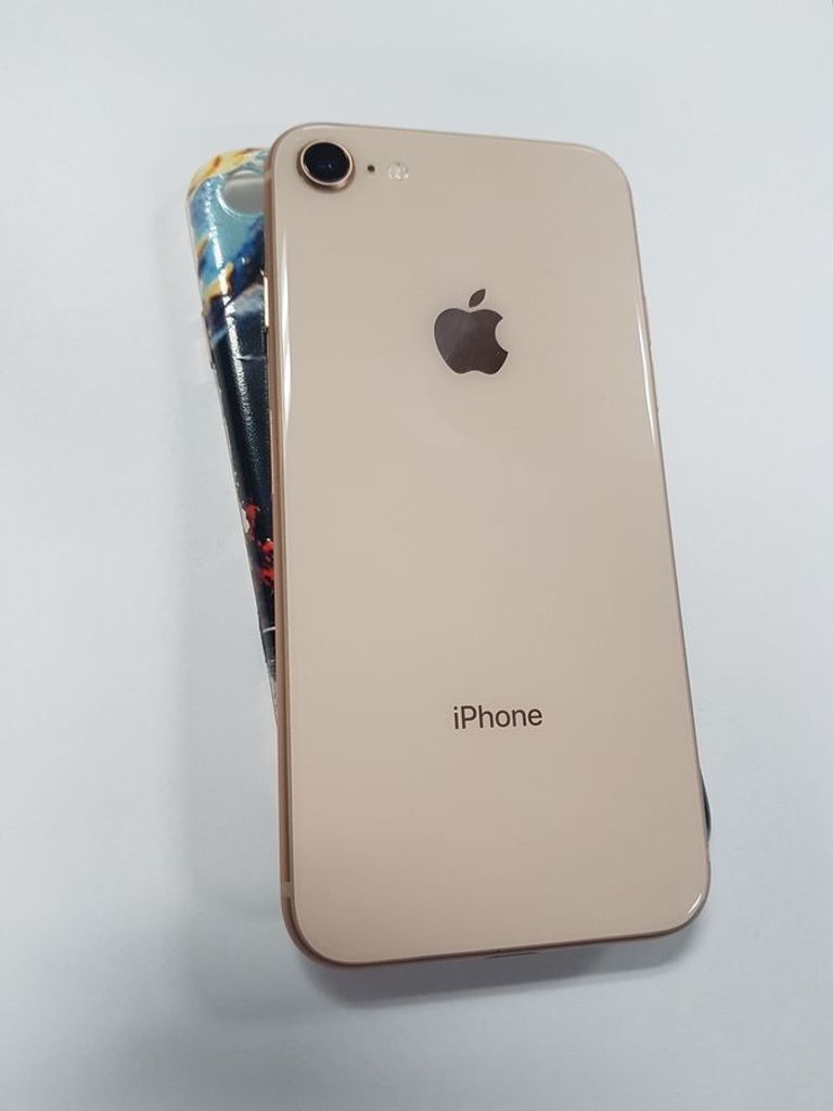 Купити Apple iphone 8 64gb Б/У