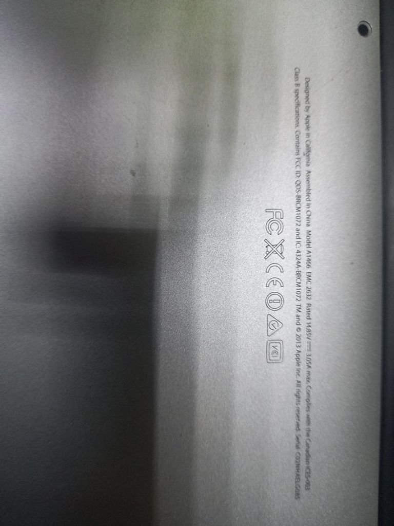 Дешиво Apple macbook air a1466 13,3" core i5 1.4 ghz/ram4gb/ssd128gb/intel hd graphics 5000 с ломбарда