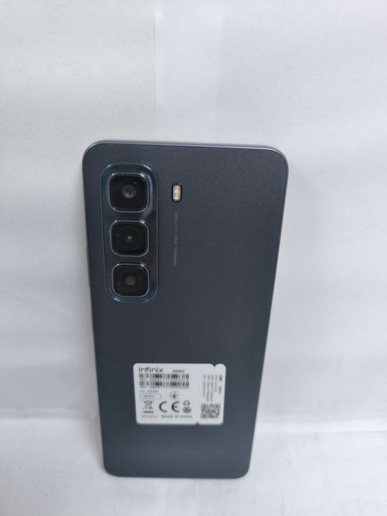 Оголошення Infinix hot 50 8/128gb Б/У