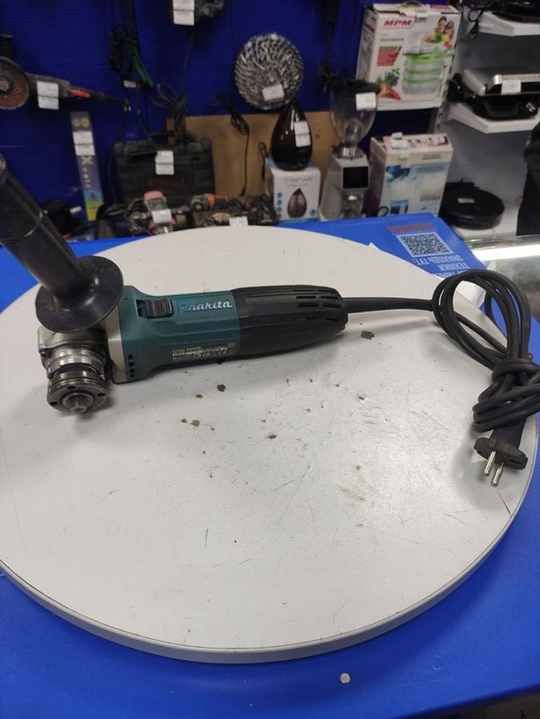 Купить Makita GA5030R Б/У