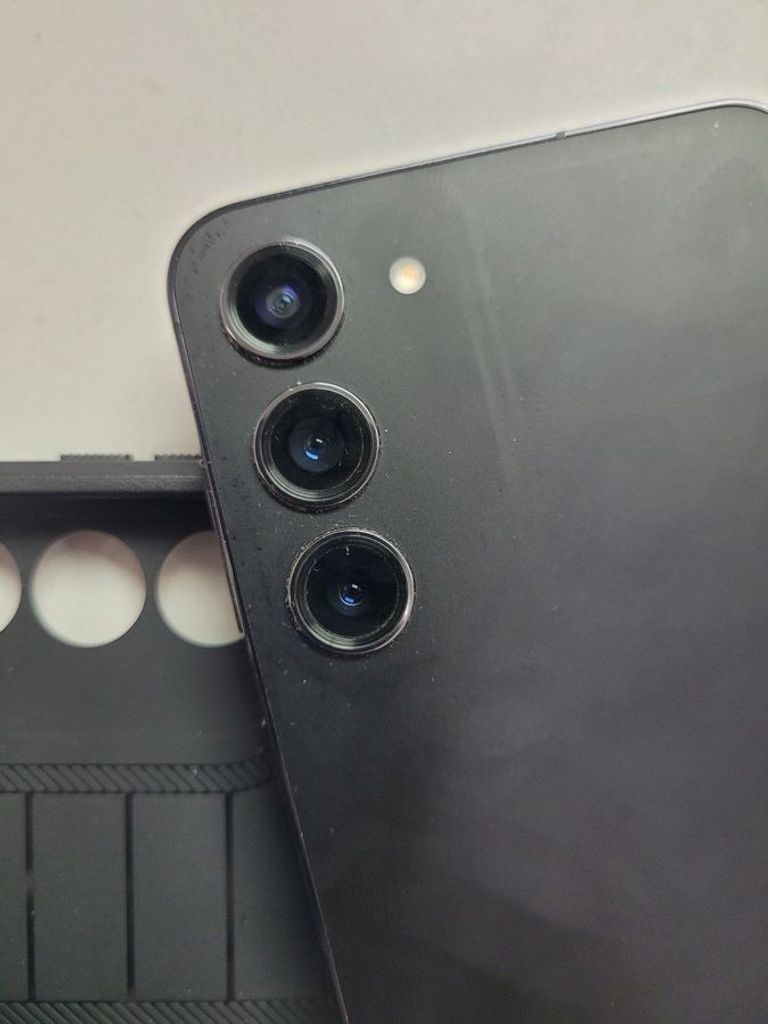 Распродажа Samsung galaxy s23+ sm-s916w 8/256gb, продавец Техноскарб