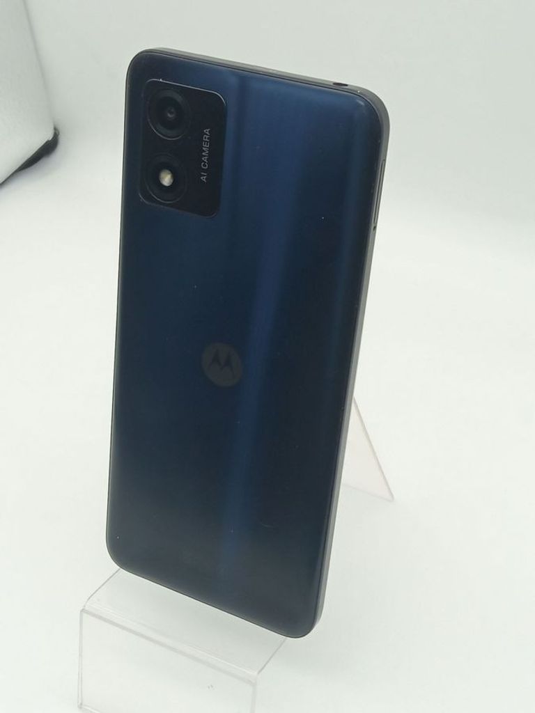 Дешево Motorola moto e13 2/64gb з ломбарду