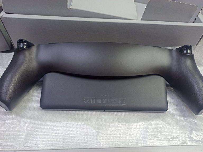 Оголошення Sony playstation portal remote player Б/У