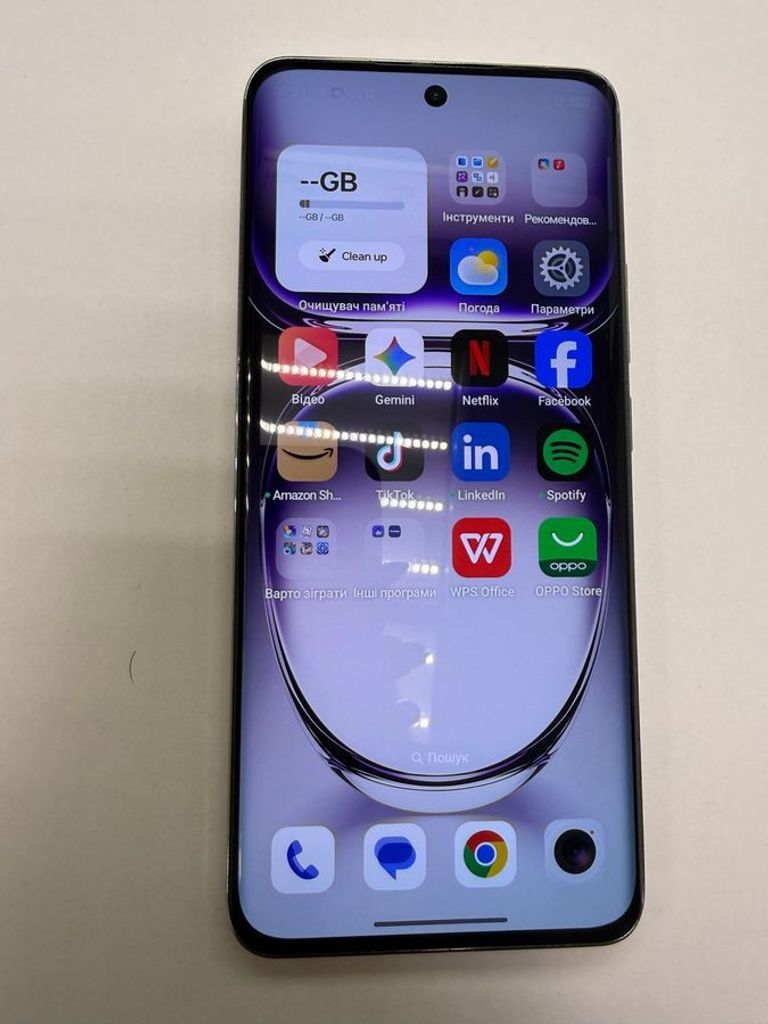 Розпродаж Oppo reno12 5g 12/256gb, продавець Техноскарб