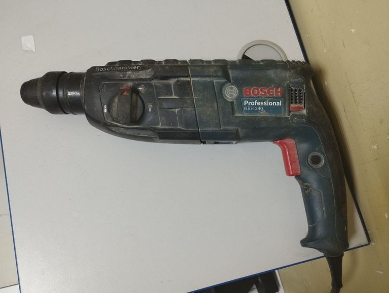 Купить Bosch gbh 240 Б/У
