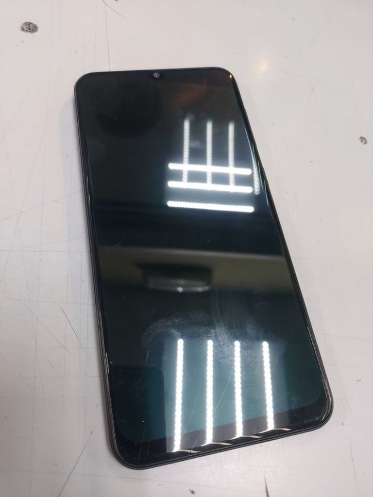 Купити Samsung galaxy a30 2019 3/32gb Б/У