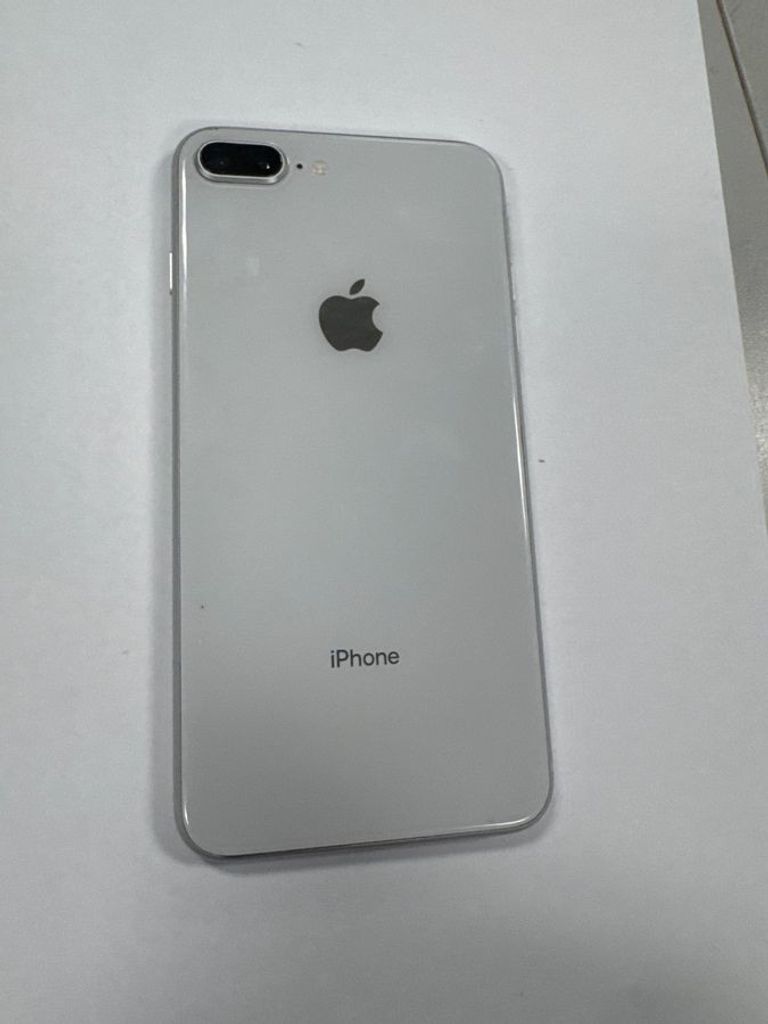Дешиво Apple iphone 8 plus 64gb с ломбарда