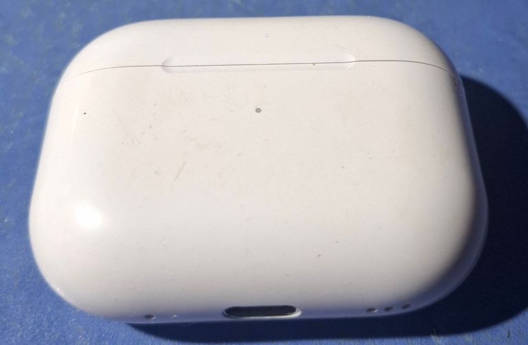 Купити для Airpods Pro 2 gen (type C) Б/У