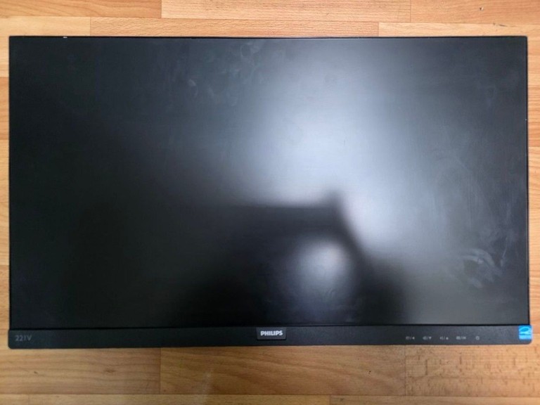 Дешиво Philips 221v8a/00 с ломбарда