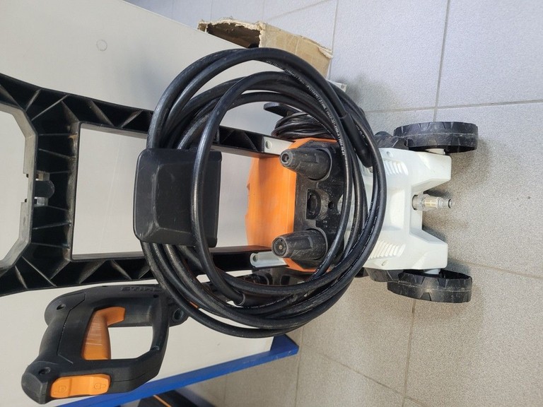 Дешево Stihl RE 90 з ломбарду