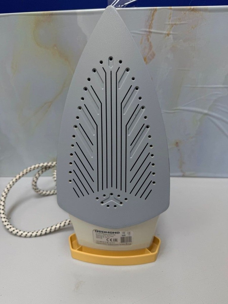 Дешиво Redmond ri-c224 с ломбарда