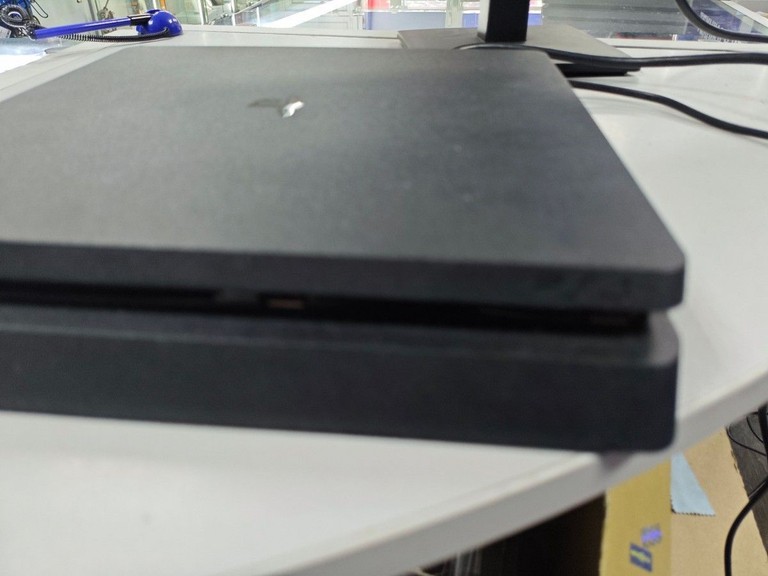  Sony PlayStation 4 Slim 1TB Black Код:01-200943932. Зображення 9