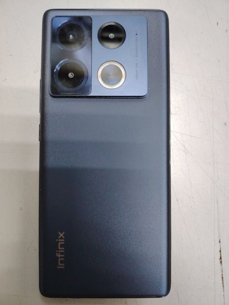 Дешиво Infinix note 40 pro 12/256 с ломбарда
