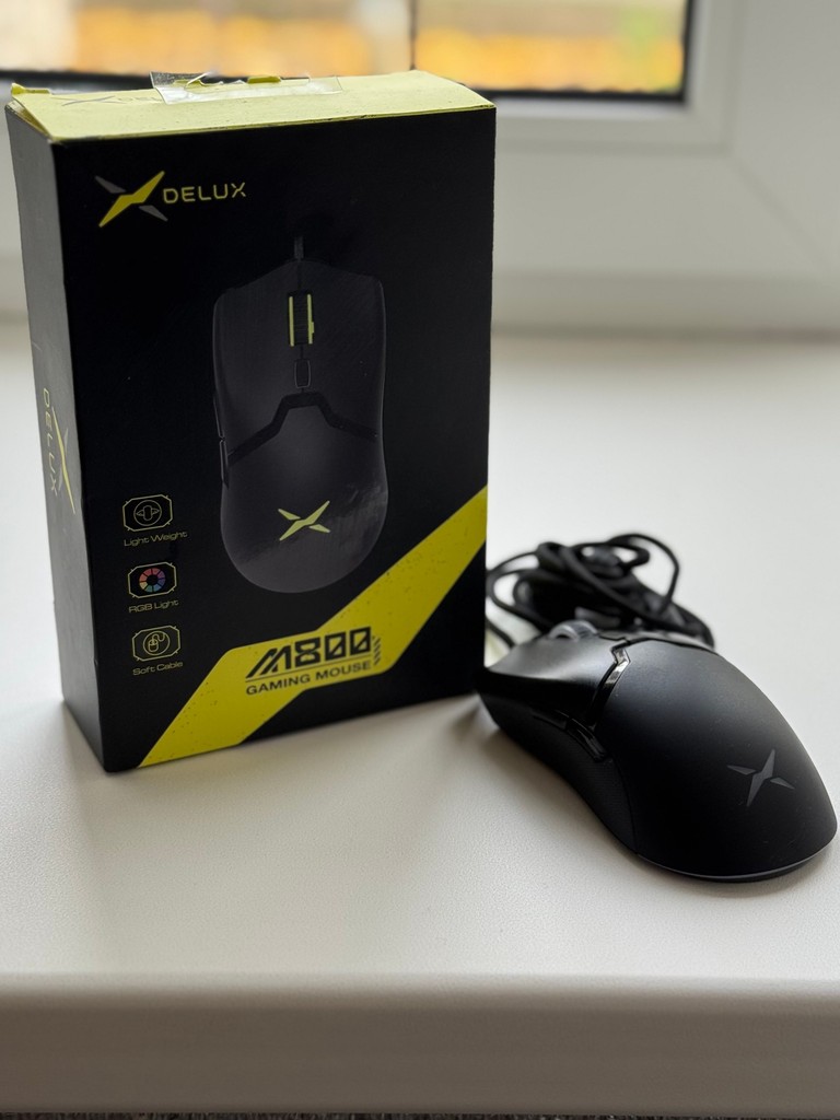 Купити Delux M800 Б/У