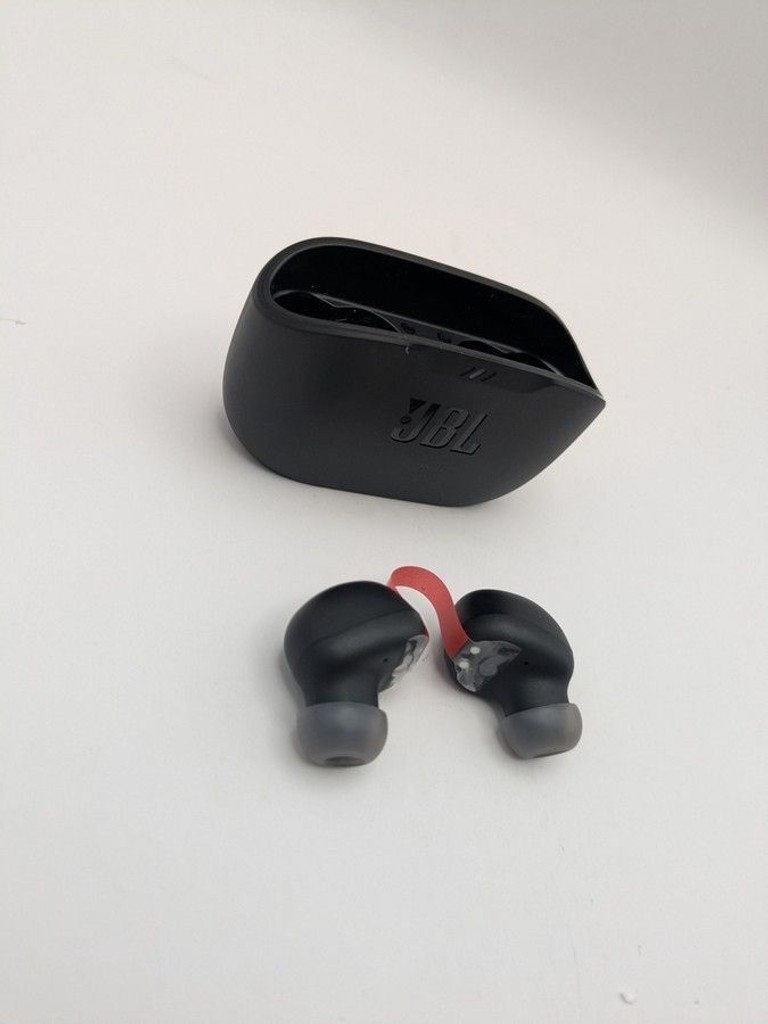 Оголошення Jbl tune buds 2 Б/У