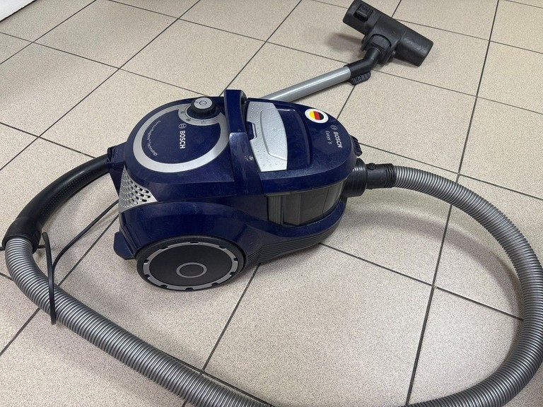 Купити Bosch Serie 2 BGC05AAA2 Б/У