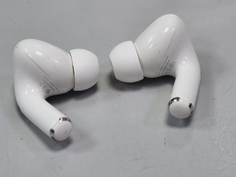 Apple airpods pro 2nd generation with magsafe charging case usb-c Код:01-201011690. Зображення 7