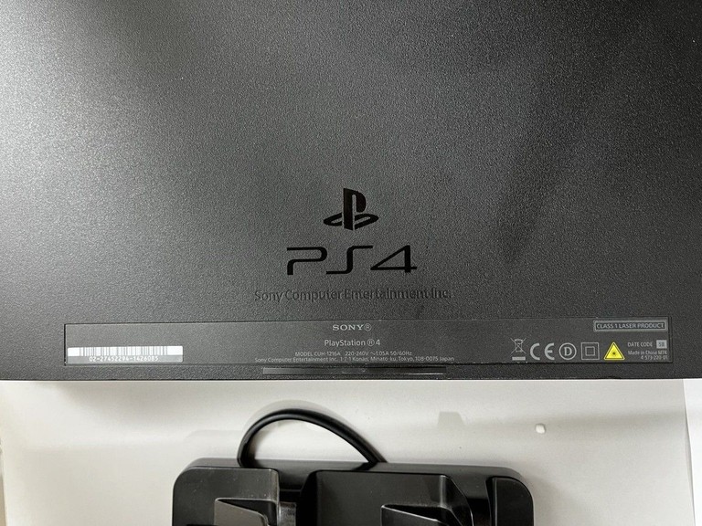 Купить Sony playstation 4 500gb Б/У