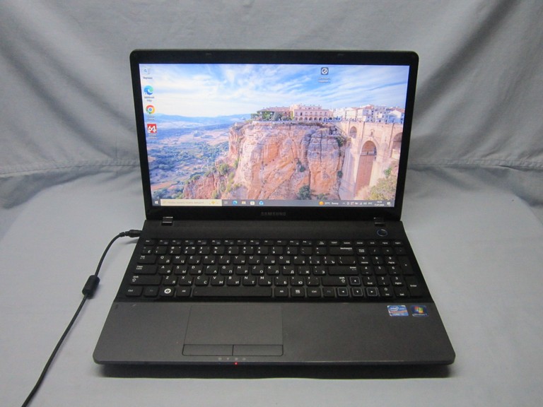 Купить Samsung NP300E5A Б/У