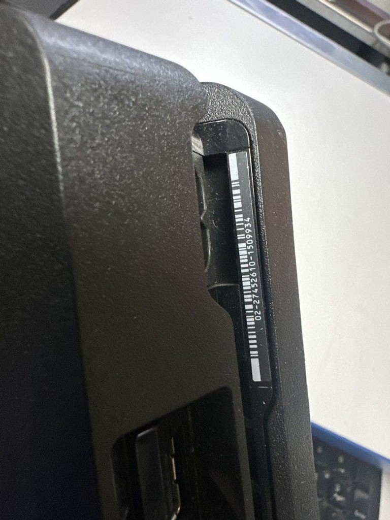 Оголошення Sony PlayStation 4 Slim 1TB Black Б/У