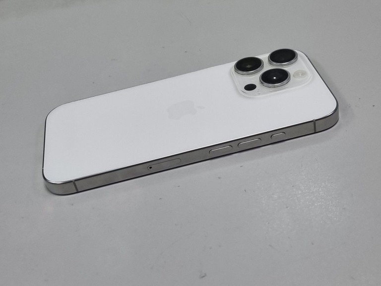 Дешево Apple iphone 16 pro 128gb з ломбарду