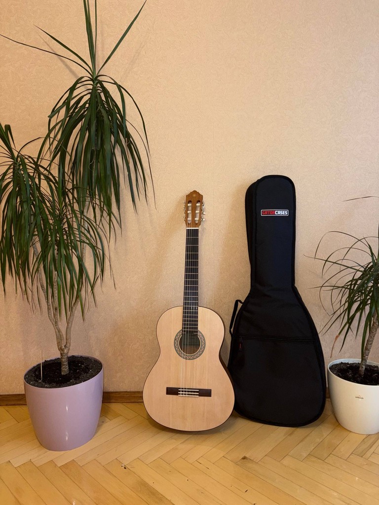 Купити Yamaha C40M Б/У