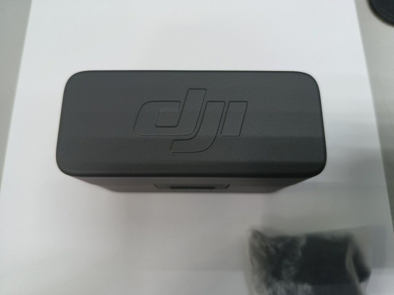 Дешиво Dji Mic Mini 2TX + 1RX + Charging Case (CP.RN.00000433.01) с ломбарда