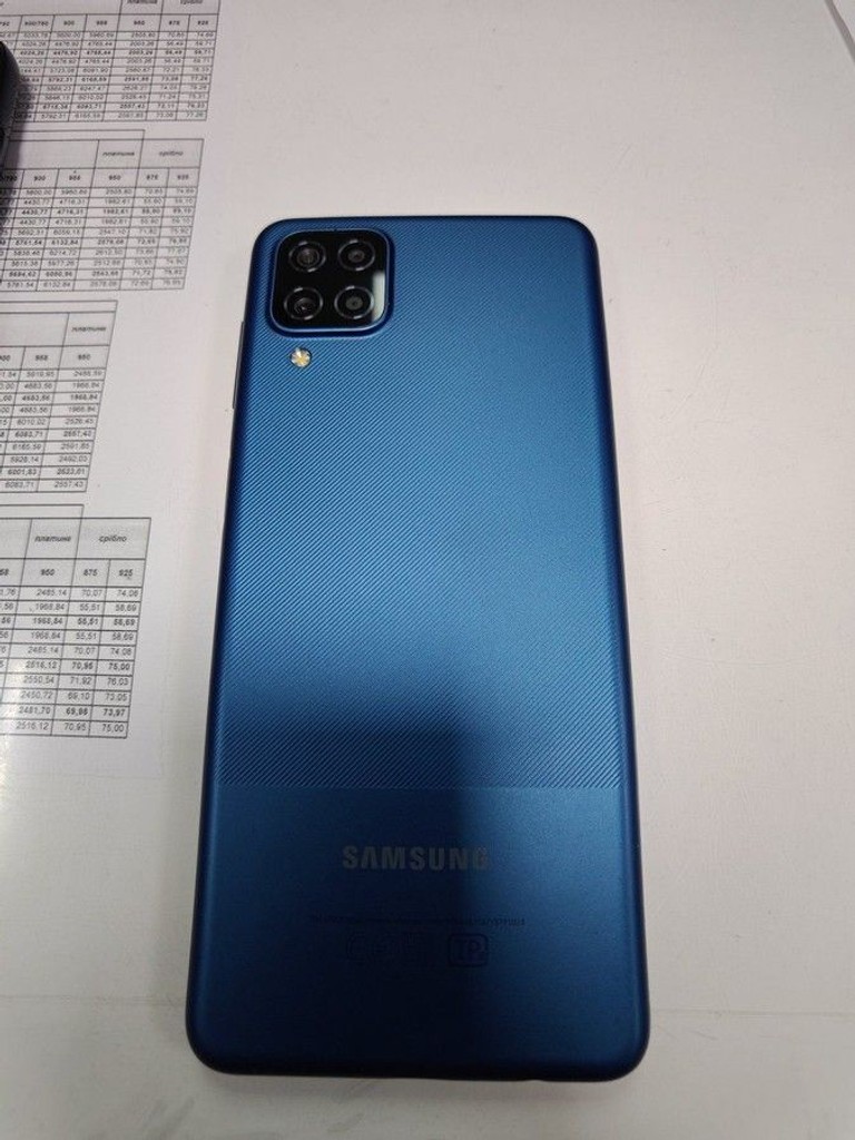 Оголошення Samsung galaxy a12 sm-a127f 3/32gb Б/У