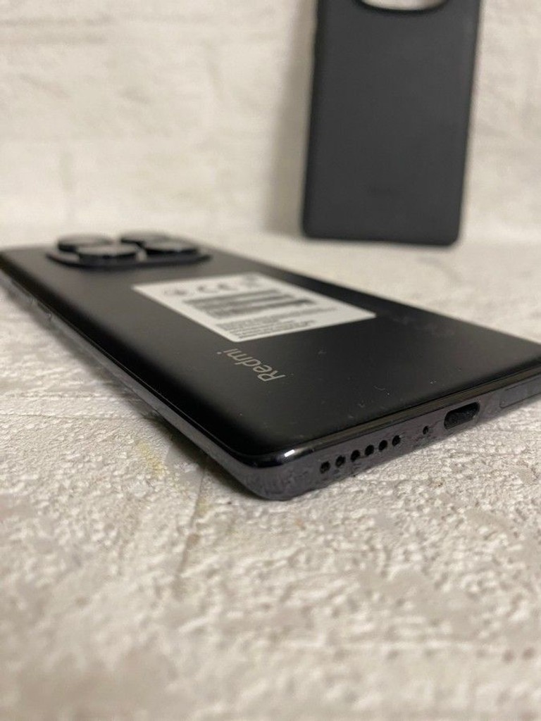 Распродажа Xiaomi redmi note 14 pro 8/256gb, продавец Техноскарб