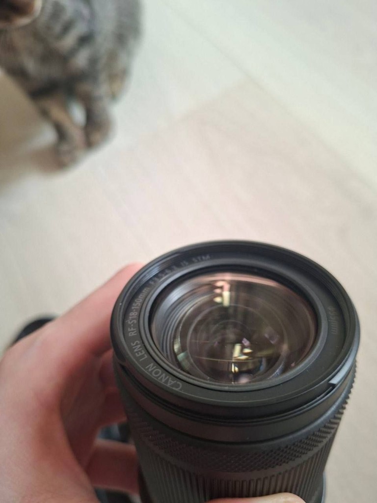 Купити Canon RF-S 18-150mm Б/У
