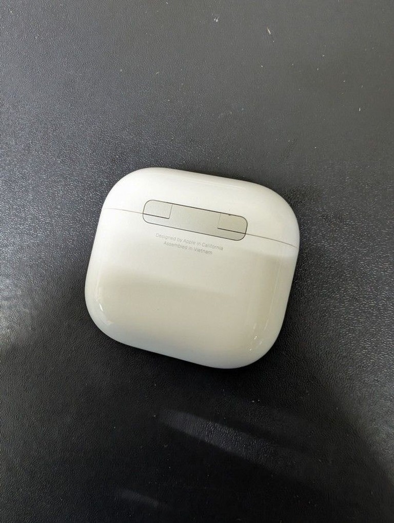 Оголошення Apple airpods 4 Б/У